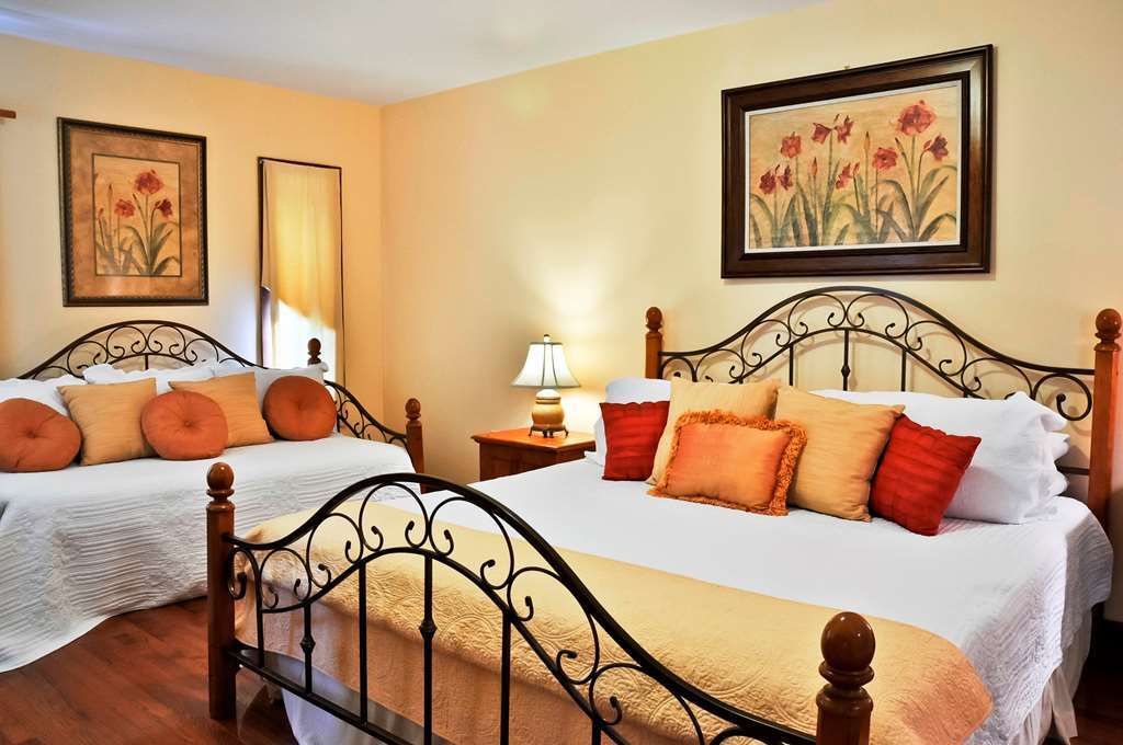 Seven Hills Inn Ленокс Номер фото
